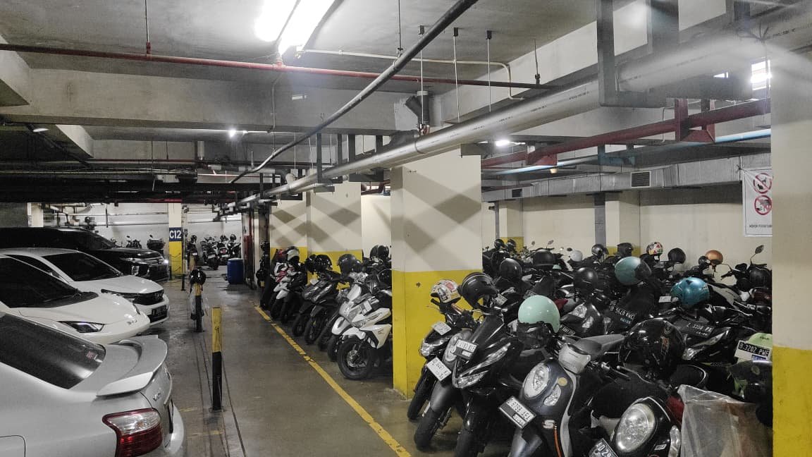 Parkir Mobil